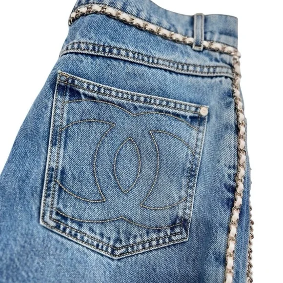 CHANEL 23N COCO NEIGE BLUE STRAIGHT JEANS WITH WHITE LEATHER CHAIN TRIMS SIZE 36 - Picture 6 of 16